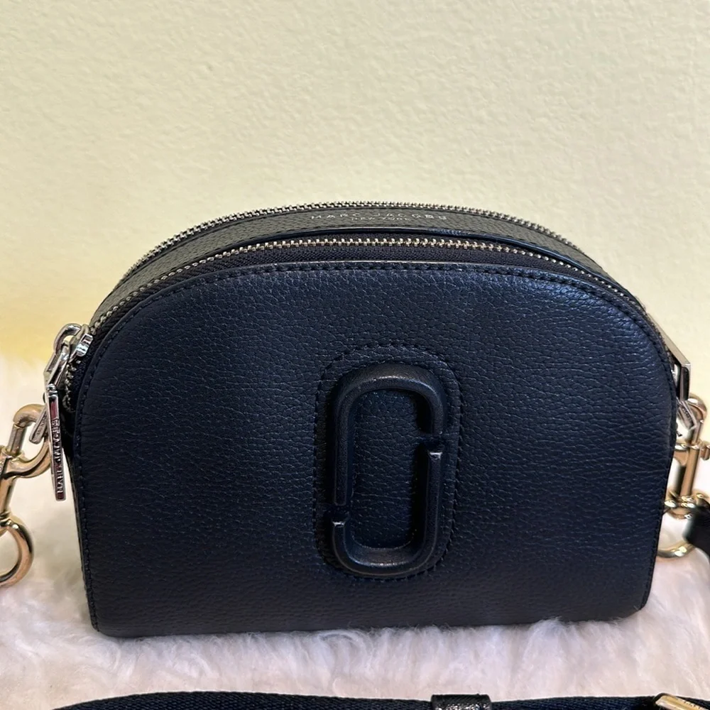 💯Authentic Marc Jacobs Black Crossbody Bag🍀 - Picture 11 of 17